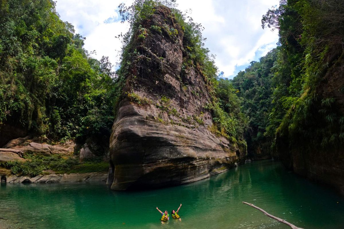 Tour Rafting Cañón Río Güejar. Una Aventura desde Bogotá